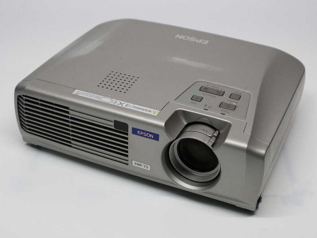 EpsonEMP 73 R